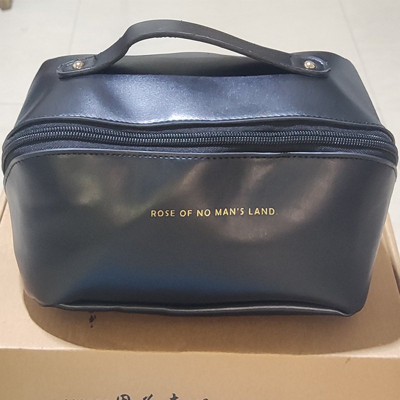 Large-capacity Travel Cosmetic Bag