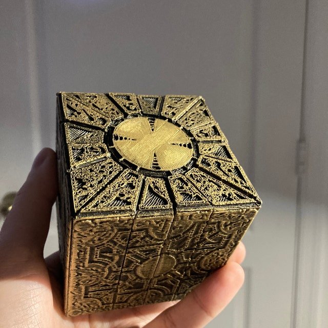 Working Lemarchand's Lament Configuration Lock Puzzle Box from Hellraiser