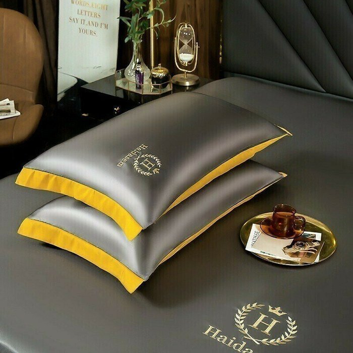 🎁Summer Promotion-Free Pillowcase🎁-Ice Silk Bed Sheet